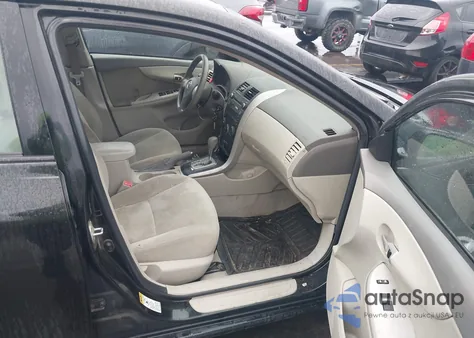 2010 Toyota Corolla Le z USA, uszkodzony, nr VIN 2T1BU4EE4AC290260